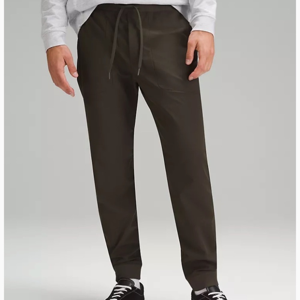 BRAND NEW Lululemon ABC Jogger Warpstreme Pants Size Medium Olive